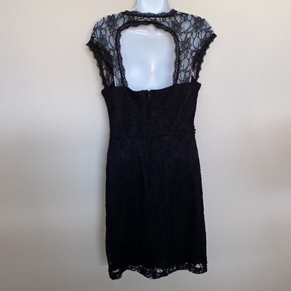 Windsor Black Lace Dress Sleeveless and Backless Size 11/12 - Picture 3 of 12